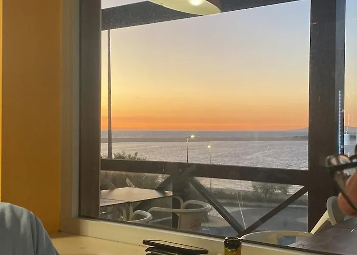 Lagoa And Sea - South Lisbon Villa *